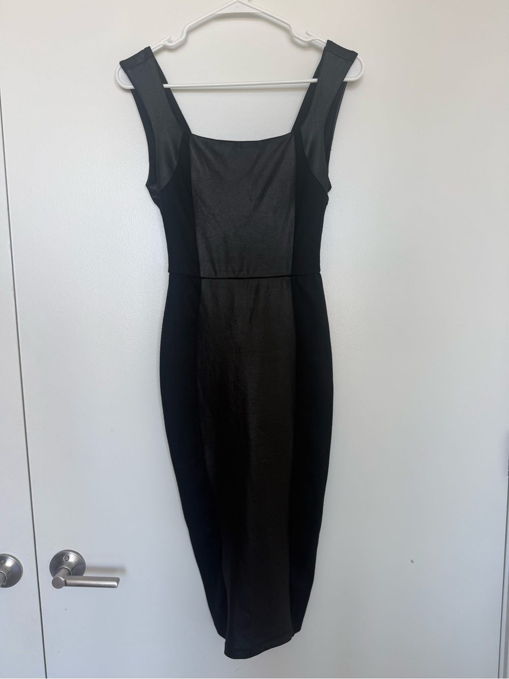 Classic Black Sheath Dress - Sleek Women's Cocktail Dress